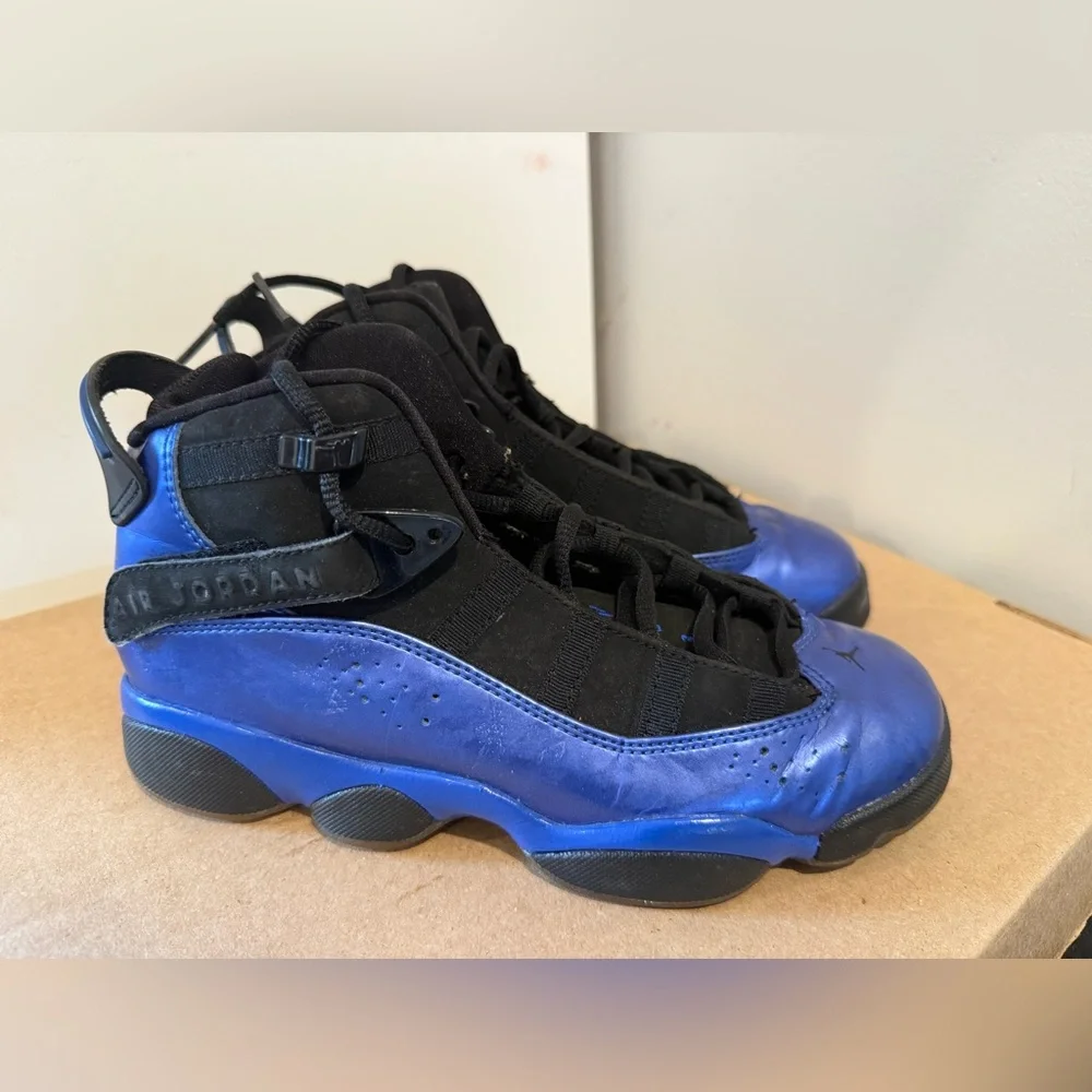 Air Jordan‎ 6 Rings Youth Size 5 Black/Metallic Blue Sneakers 'Foamposite' EUC